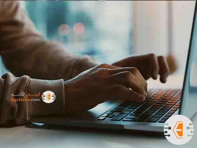 أفضل مواقع وبرامج تعليم الكتابة على الكيبورد بدون النظر بسرعة + نصائح للمبتدئين 2024